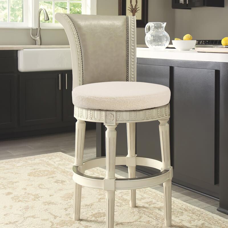 Dining Circle Bar Stool Cushion is placed on the kitchen chairs | Rulaer