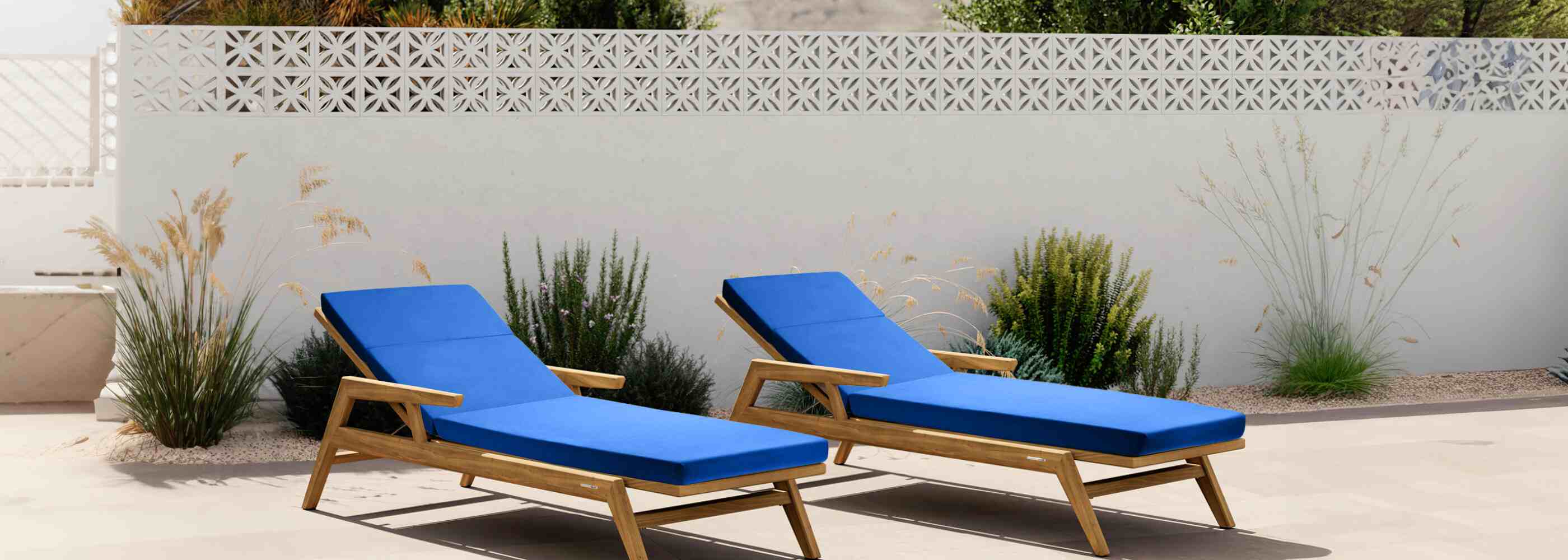 Outdoor Deck Chaise Lounge Cushion could be used in outdoor patio | Rulaer